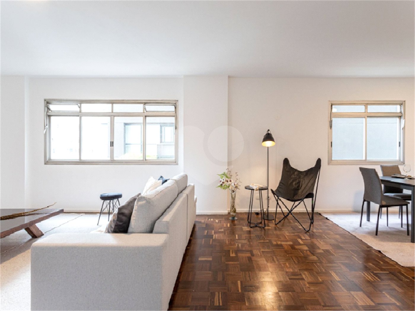Apartamento à venda com 3 quartos, sendo 1 suíte, em Itaim Bibi, São Paulo, SP