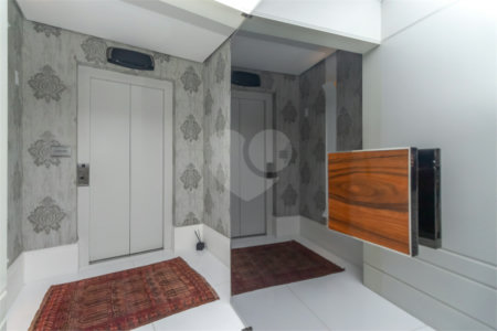Apartamento à venda com 4 suítes em Campo Belo, São Paulo, SP