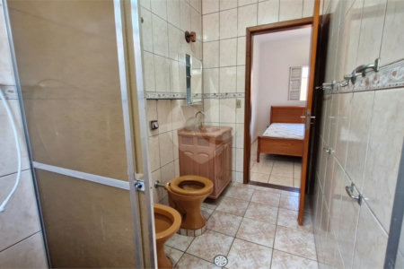 Casa para alugar com 3 quartos, sendo 1 suíte, no condomínio Santa Mônica, Atibaia - SP