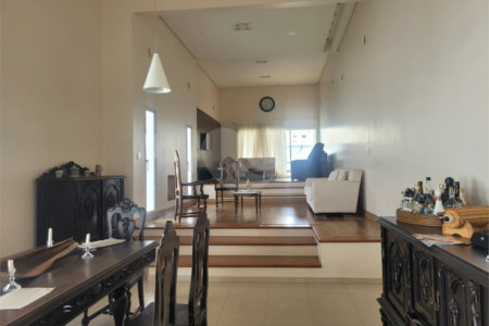 Casa à venda com 3 suítes no condomínio Village Saint Charbel, Araçoiaba da Serra - SP
