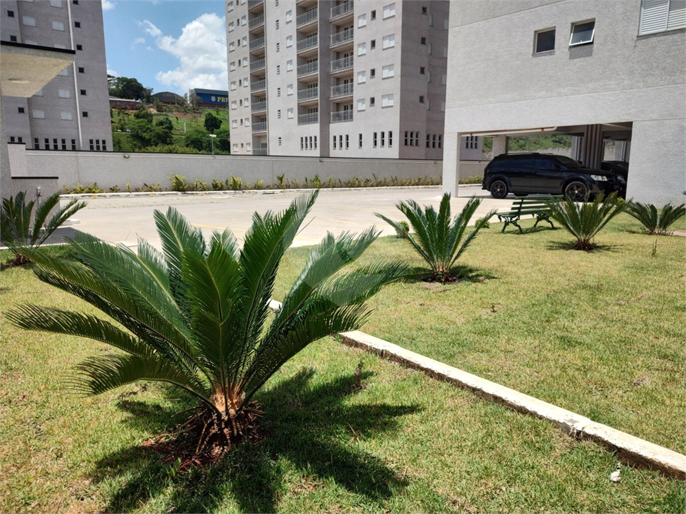 Apartamento para alugar com 2 quartos, sendo 1 suíte,  em Jardim das Palmeiras, Atibaia, SP