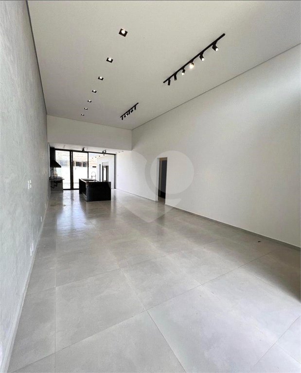 Casa à venda com 3 suítes no condomínio Residencial Golden Ville, Itapetininga - SP