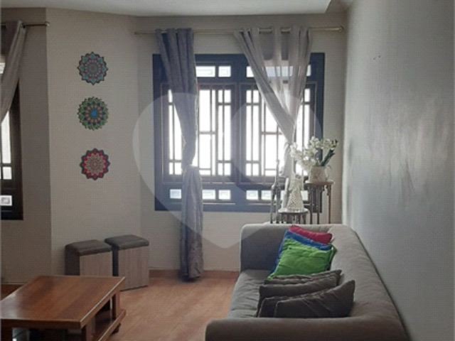 Sobrado à venda com 3 quartos, sendo 1 suíte,  em Jaçanã, São Paulo, SP