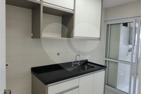 Apartamento à venda com 2 quartos, sendo 1 suíte, em Santa Teresinha, São Paulo, SP