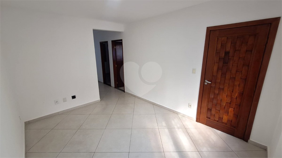 Casa Térrea à venda com 2 quartos, sendo 1 suíte, em Campo Grande, Rio de Janeiro, RJ