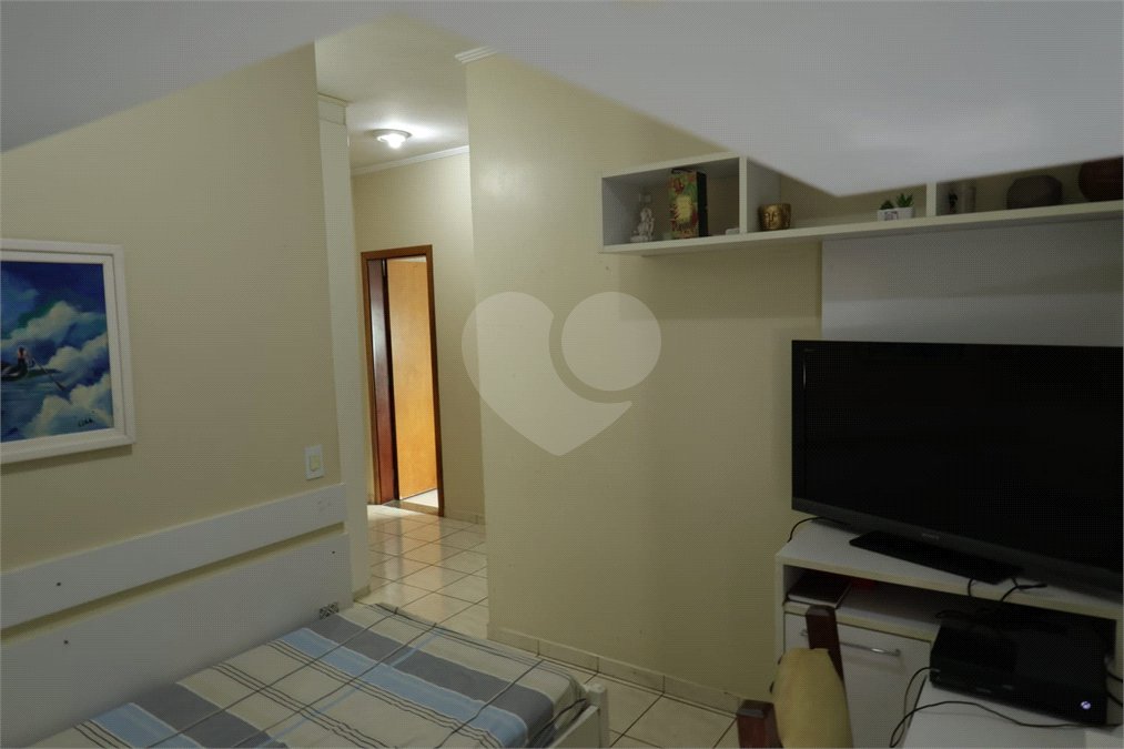 Casa à venda com 3 suítes no condomínio Parque Imperial da Cantareira, Mairiporã - SP
