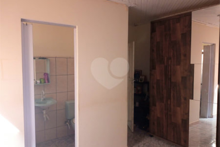 Casa à venda com 3 quartos, sendo 1 suíte, em Vila Regina, Itapetininga, SP
