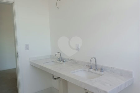 Apartamento à venda com 3 suítes no Centro, Itapetininga, SP