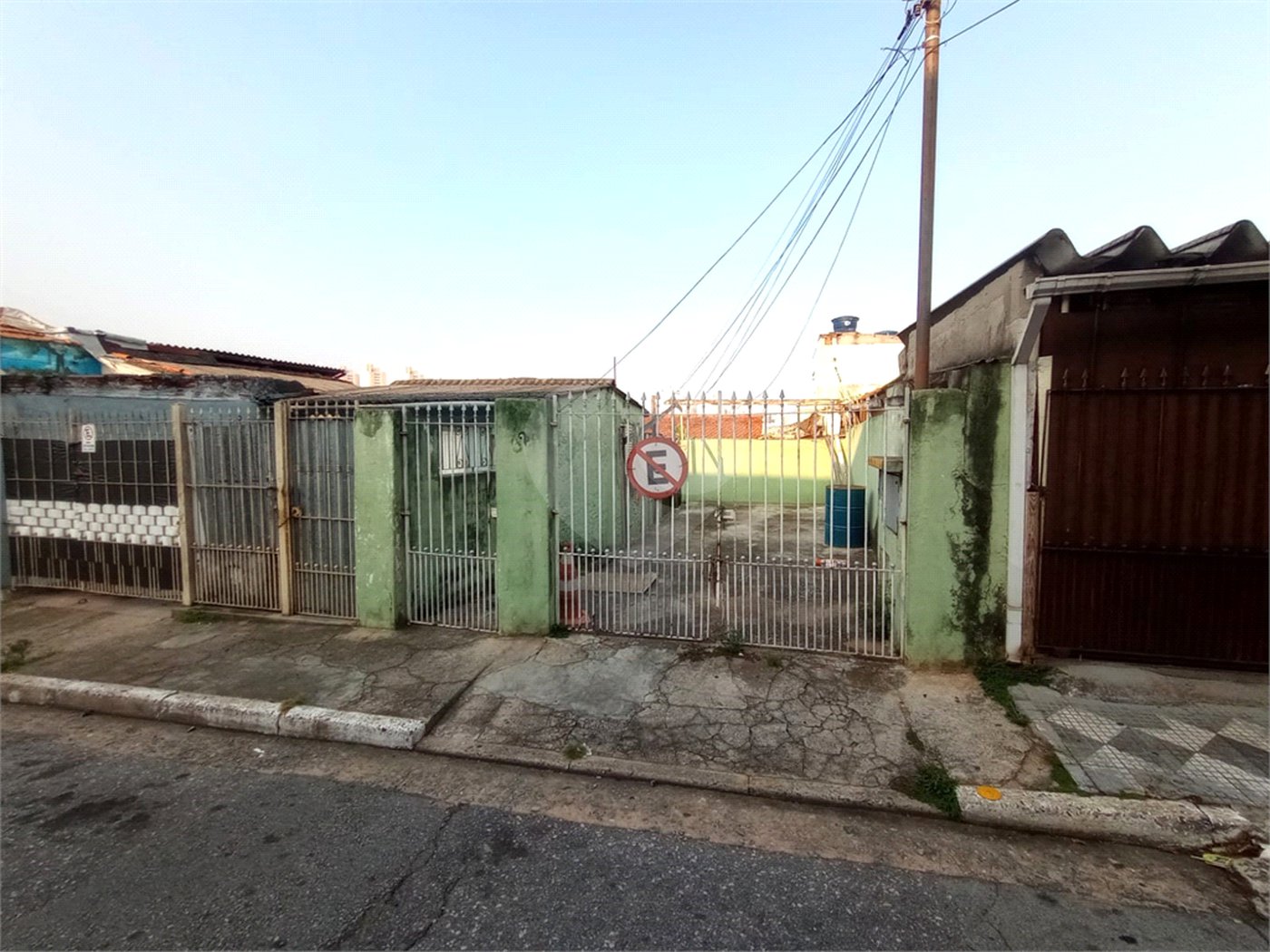 Terreno à venda com 2 quartos em Vila Paulo Silas, São Paulo, SP