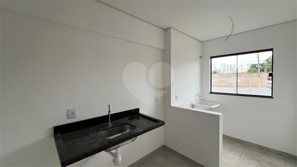 Apartamento à venda com 2 quartos em Alvorada, Cuiabá, MT