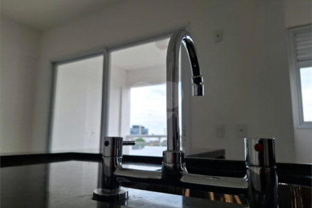 Apartamento à venda com 2 suítes em Vila Homero, Indaiatuba, SP