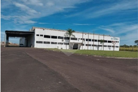 Galpão Comercial .