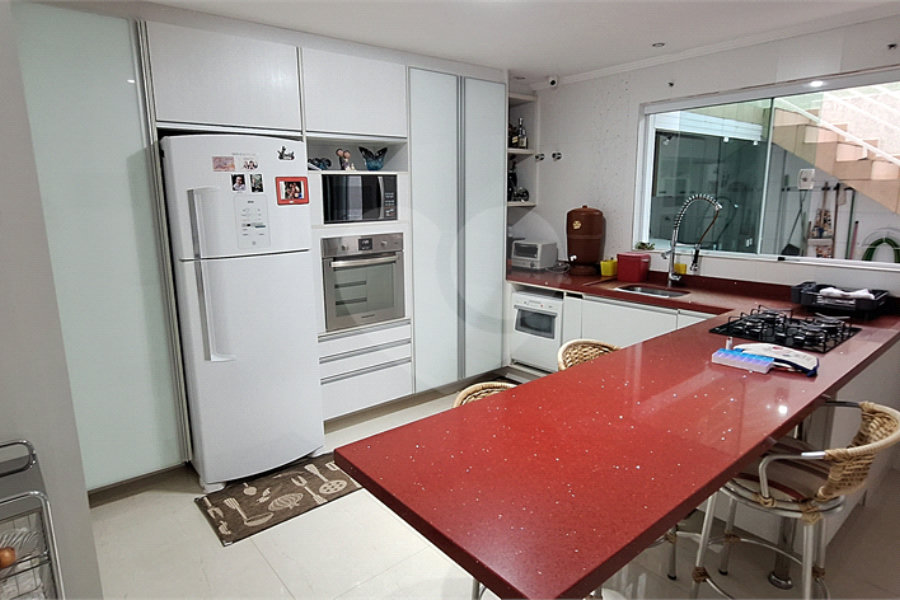 Casa à venda com 3 quartos, sendo 1 suíte, em Vila Dom Pedro Ii, São Paulo, SP