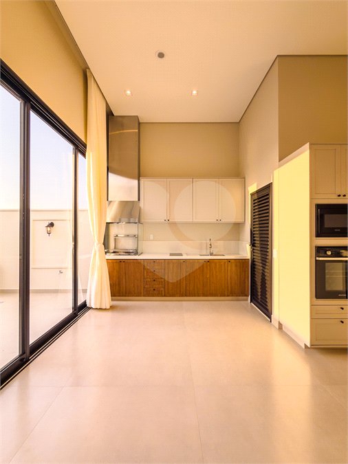 Casa à venda com 3 suítes no condomínio Residencial Dona Maria Candida, Indaiatuba - SP