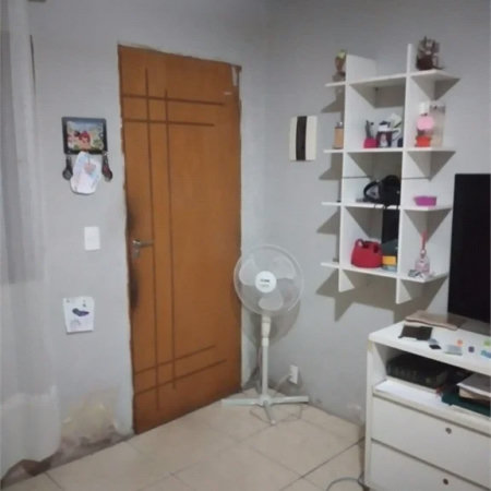 Casa à venda com 4 quartos, sendo 1 suíte, em Jardim das Palmas, São Paulo, SP