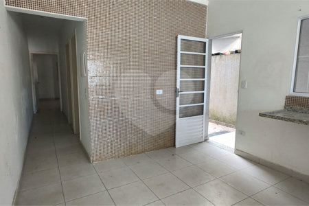 Casa à venda com 2 quartos em Jardim Imperial, Atibaia, SP