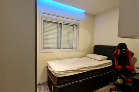 Apartamento à venda com 3 quartos, sendo 1 suíte, em Vila Dom Pedro I, São Paulo, SP