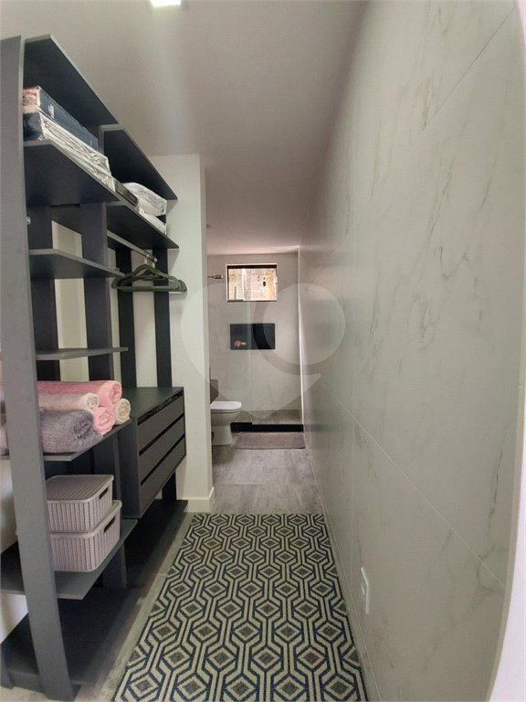 Casa à venda com 4 quartos, sendo 3 suítes, em Albatroz, Armação dos Búzios, RJ