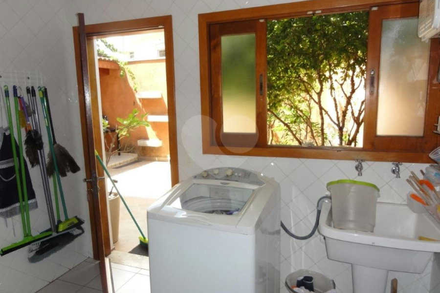 Sobrado à venda com 3 quartos, sendo 1 suíte, em Jardim São Paulo(zona Norte), São Paulo, SP