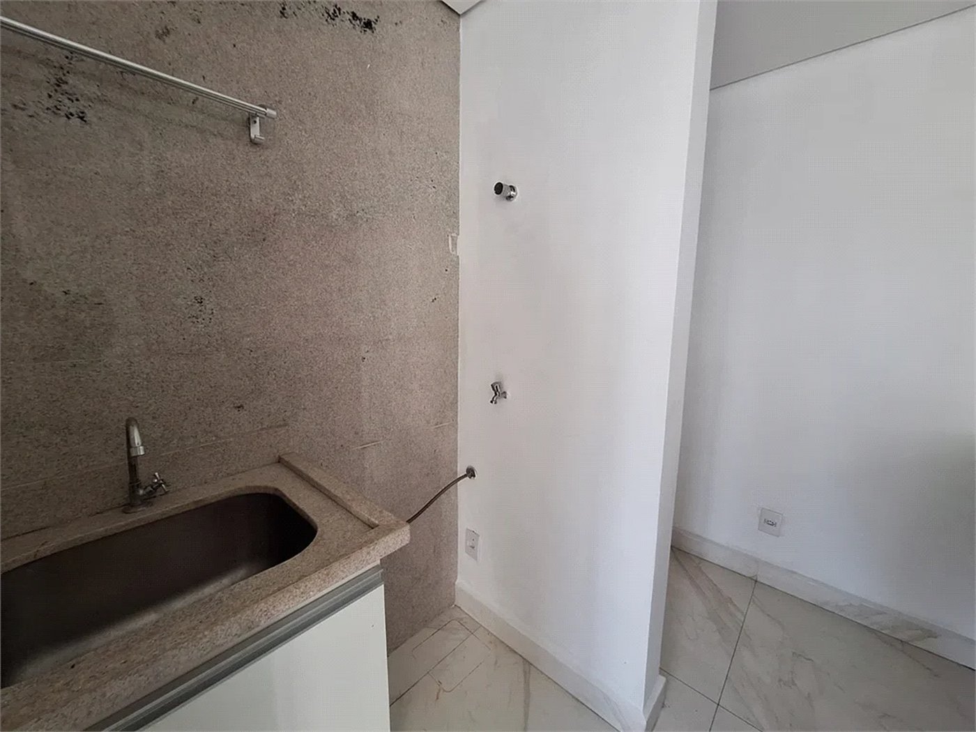 Apartamento à venda com 1 quarto em Jardim das Acácias, São Paulo, SP