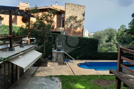 Sobrado à venda com 6 quartos, sendo 3 suítes, em Rolinópolis, São Paulo, SP