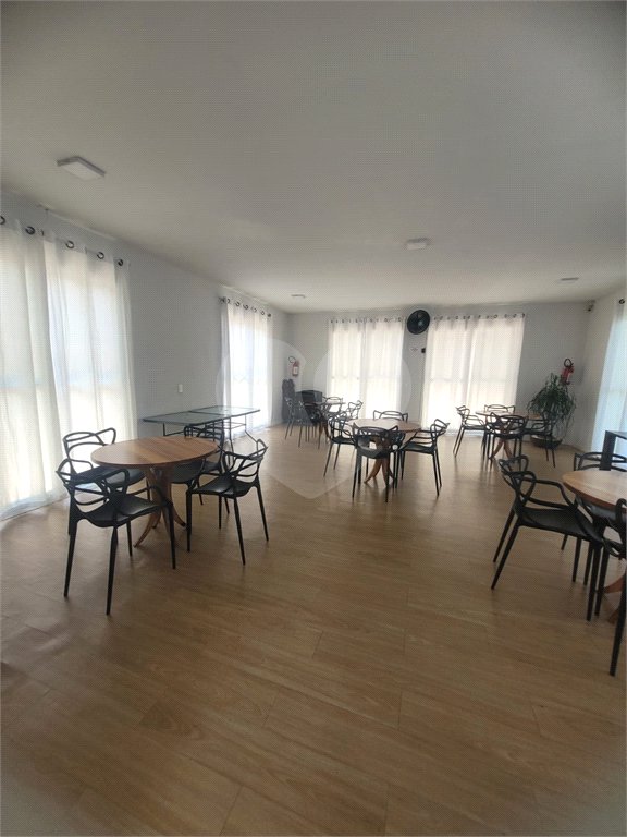 Apartamento à venda com 2 quartos em Vila Colorado, Suzano, SP