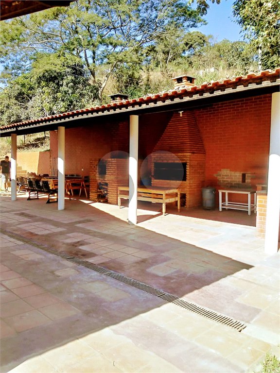Chácara à venda com 4 quartos em Pirucaia, Mairiporã, SP