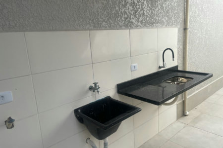 Casa de Vila à venda com 2 quartos, sendo 1 suíte, Pé na areia!!!