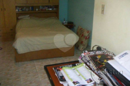 Sobrado à venda com 4 quartos, sendo 1 suíte, em Vila Monumento, São Paulo, SP