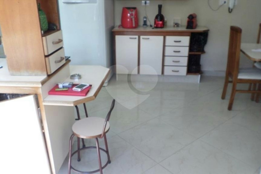 Casa à venda com 5 quartos, sendo 3 suítes,  em Parque Edu Chaves, São Paulo, SP