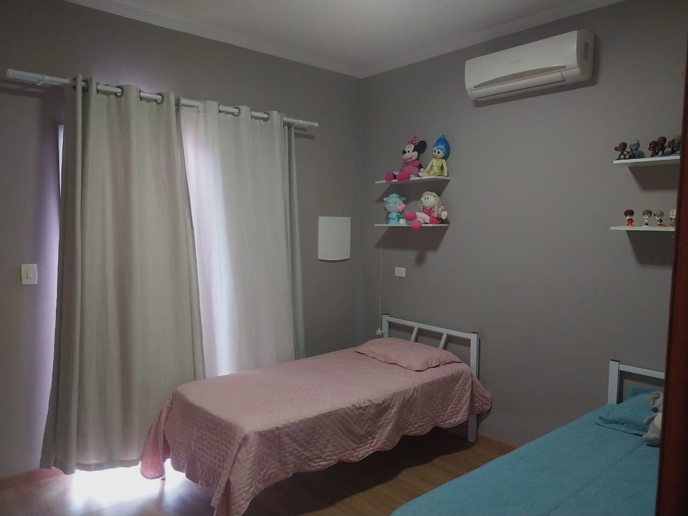 Casa à venda, 204 m² por R$ 585.000,00 - Vila Mateo Bei - São Vicente/SP