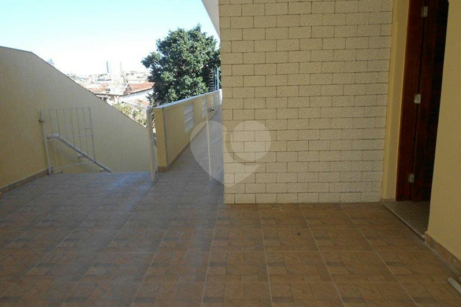 Casa à venda com 3 suítes em Vila Gustavo, São Paulo, SP