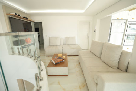 Apartamento à venda com 4 quartos, sendo 1 suíte,  em Vila Mariana, São Paulo, SP