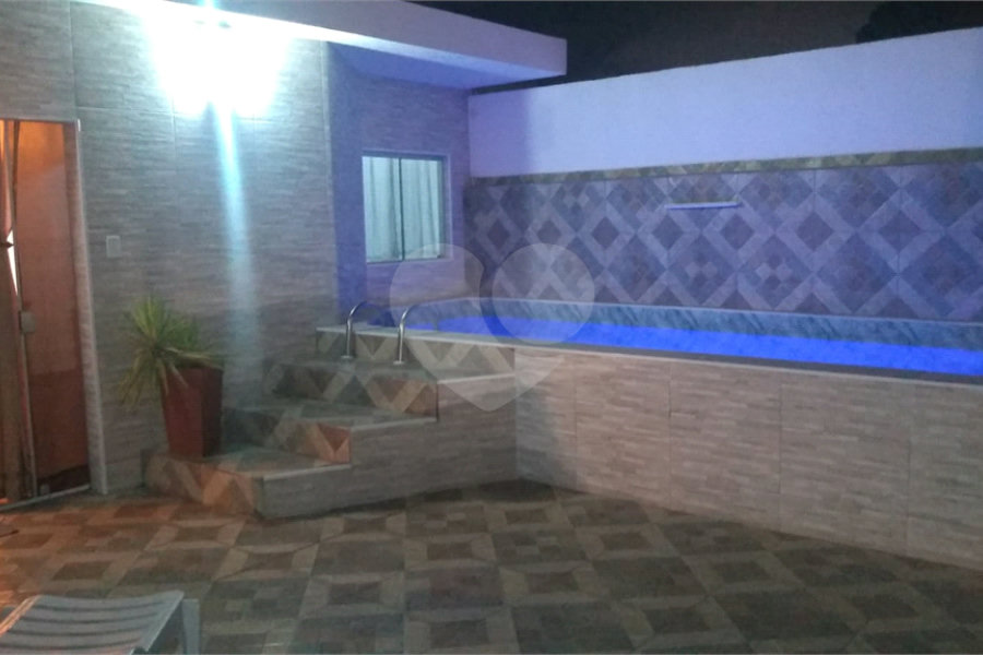 Sobrado à venda com 5 quartos, sendo 1 suíte, em Vila Maria, São Paulo, SP