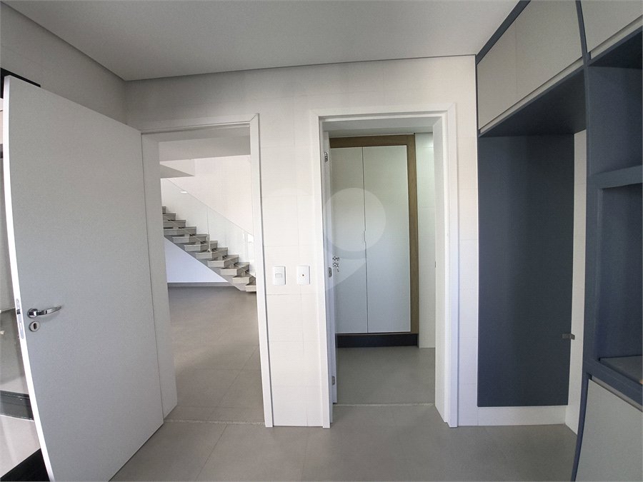 Apartamento à venda com 4 quartos, sendo 2 suítes,  em Além Ponte, Sorocaba, SP