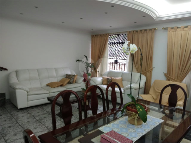 Sobrado à venda com 3 quartos, sendo 1 suíte,  em Tucuruvi, São Paulo, SP