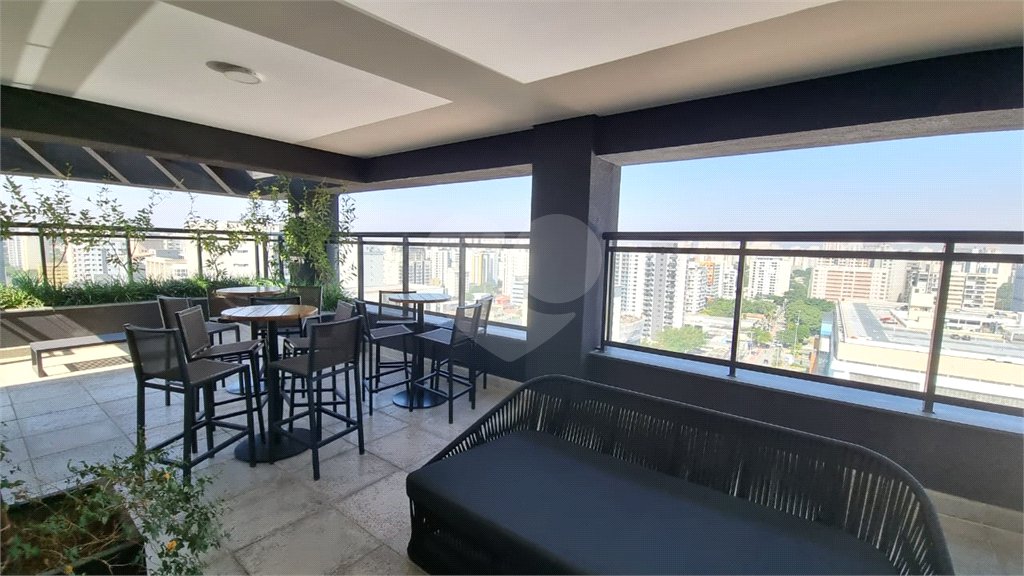 Apartamento à venda com 1 suíte em Indianópolis, São Paulo, SP