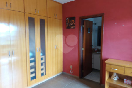 Sobrado à venda com 5 quartos, sendo 4 suítes, em Santa Rosa, Vinhedo, SP