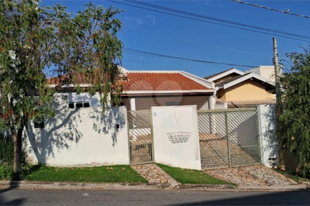 Casa para alugar com 3 quartos, sendo 1 suíte,  em João XXIII, Vinhedo, SP