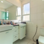 Casa à venda com 4 quartos, sendo 2 suítes, no condomínio Domus, São Paulo - SP