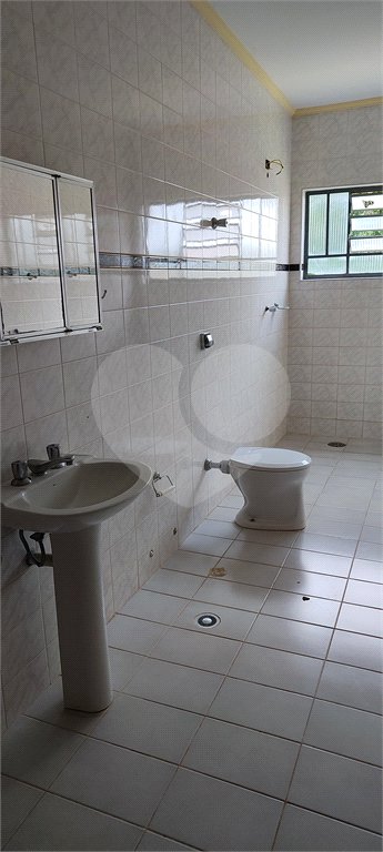 Sobrado à venda com 3 quartos, sendo 1 suíte, em Ressaca, Atibaia, SP