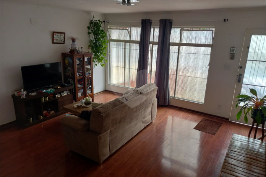 Sobrado à venda com 4 quartos, sendo 1 suíte, em Santana, São Paulo, SP