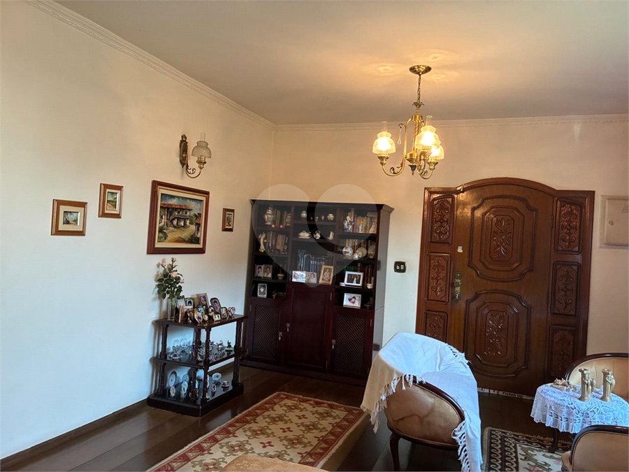Casa à venda com 3 quartos, sendo 1 suíte,  em Vila Galvão, Guarulhos, SP
