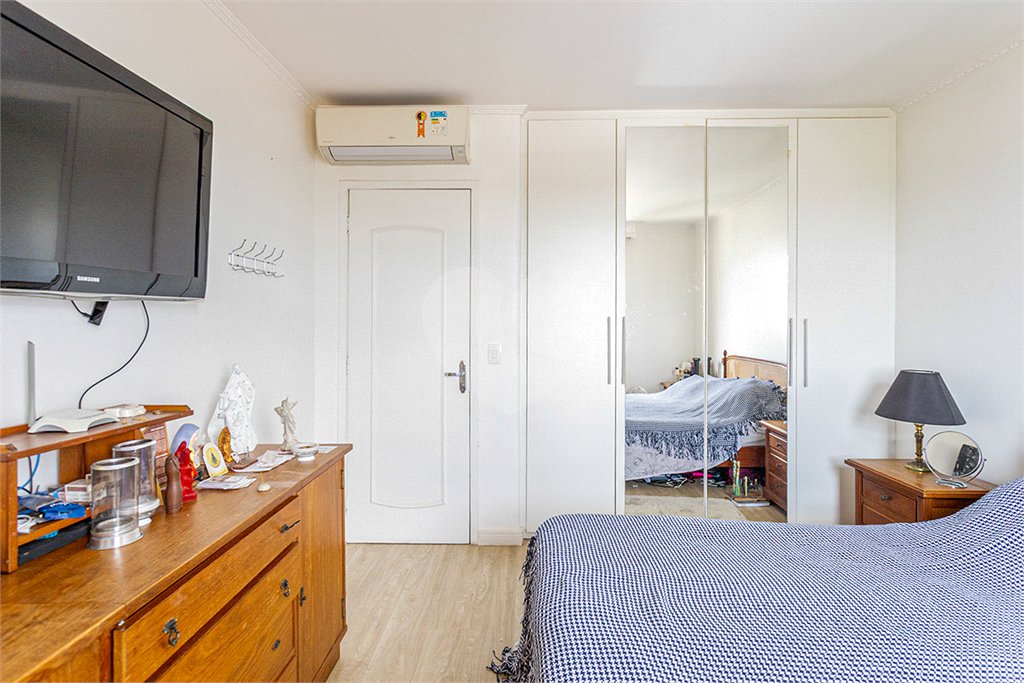 Apartamento à venda com 3 quartos, sendo 1 suíte, em Vila Ida, São Paulo, SP
