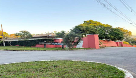 Casa à venda com 6 quartos, sendo 2 suítes,  no condomínio Alpes de Mairiporã, Mairiporã - SP