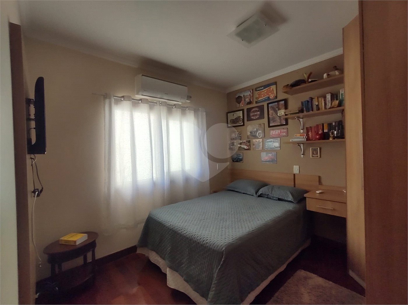Casa à venda com 3 quartos, sendo 1 suíte, em Jardim Panorama, Valinhos, SP