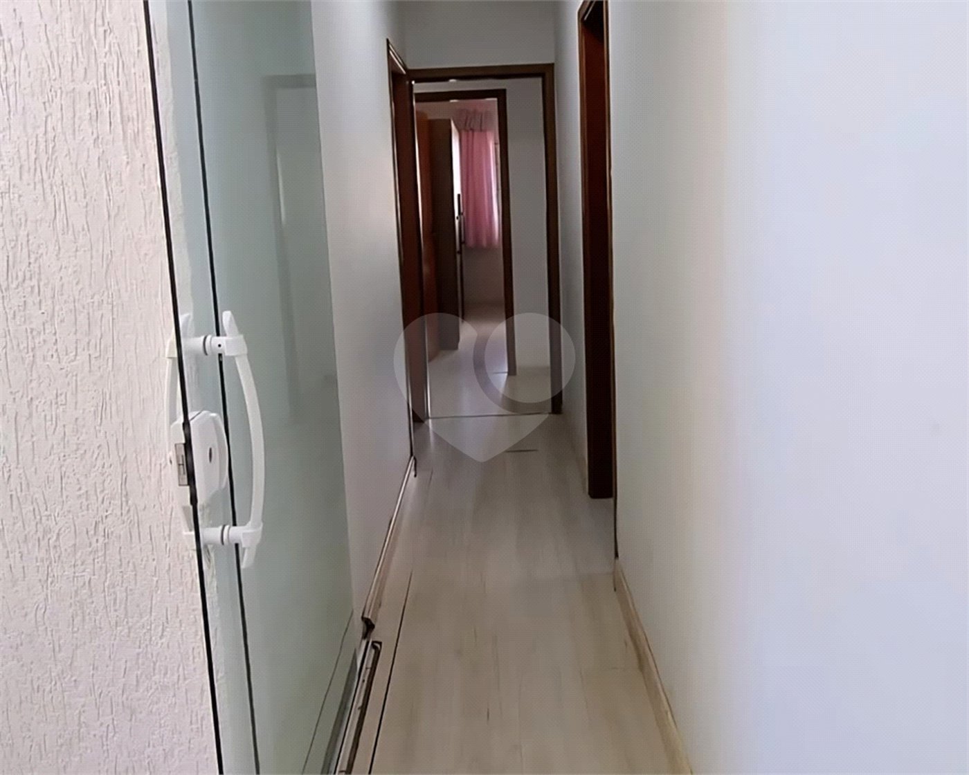 Casa à venda com 4 quartos, sendo 2 suítes, em Parque Atenas do Sul, Itapetininga, SP