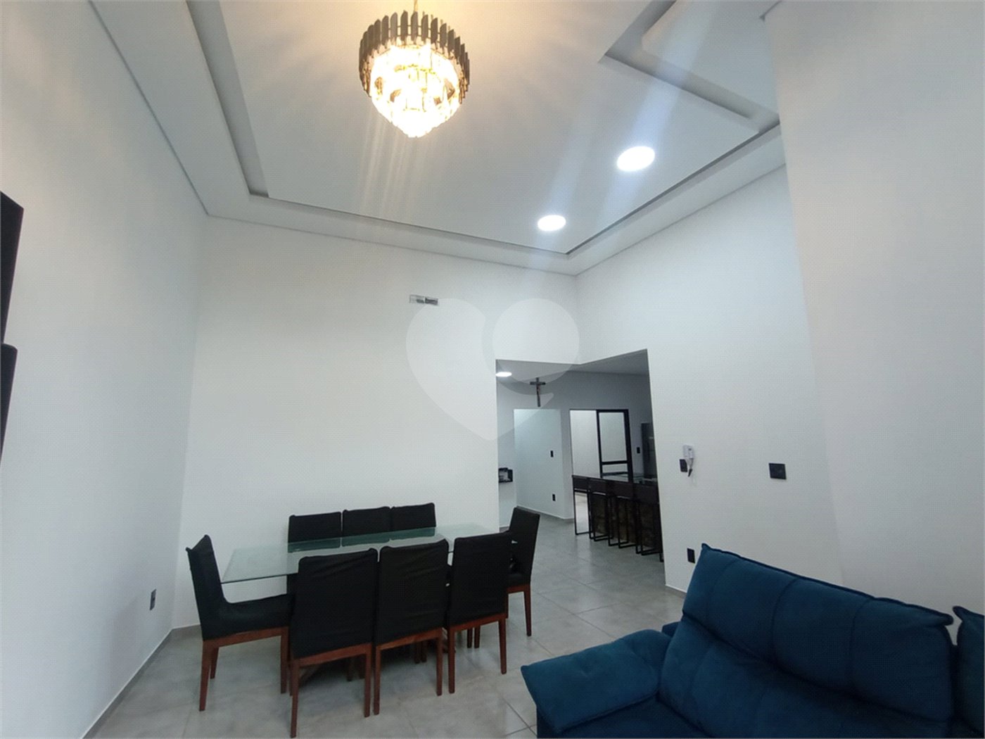Casa à venda com 3 quartos, sendo 1 suíte, em Vila Santana, Itapetininga, SP