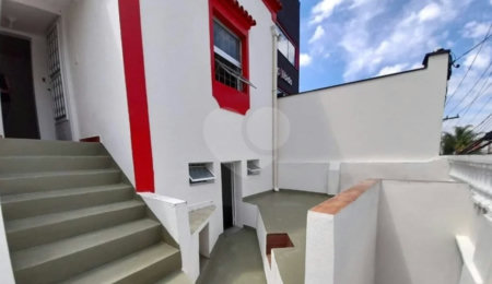 Casa à venda com 2 suítes em Parada Inglesa, São Paulo, SP