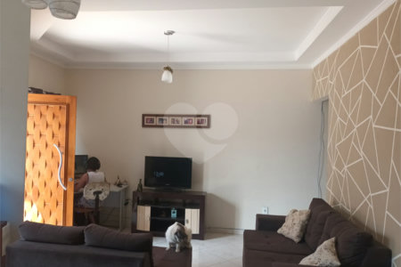 Casa à venda com 3 quartos, sendo 1 suíte, em Jardim dos Colibris, Indaiatuba, SP